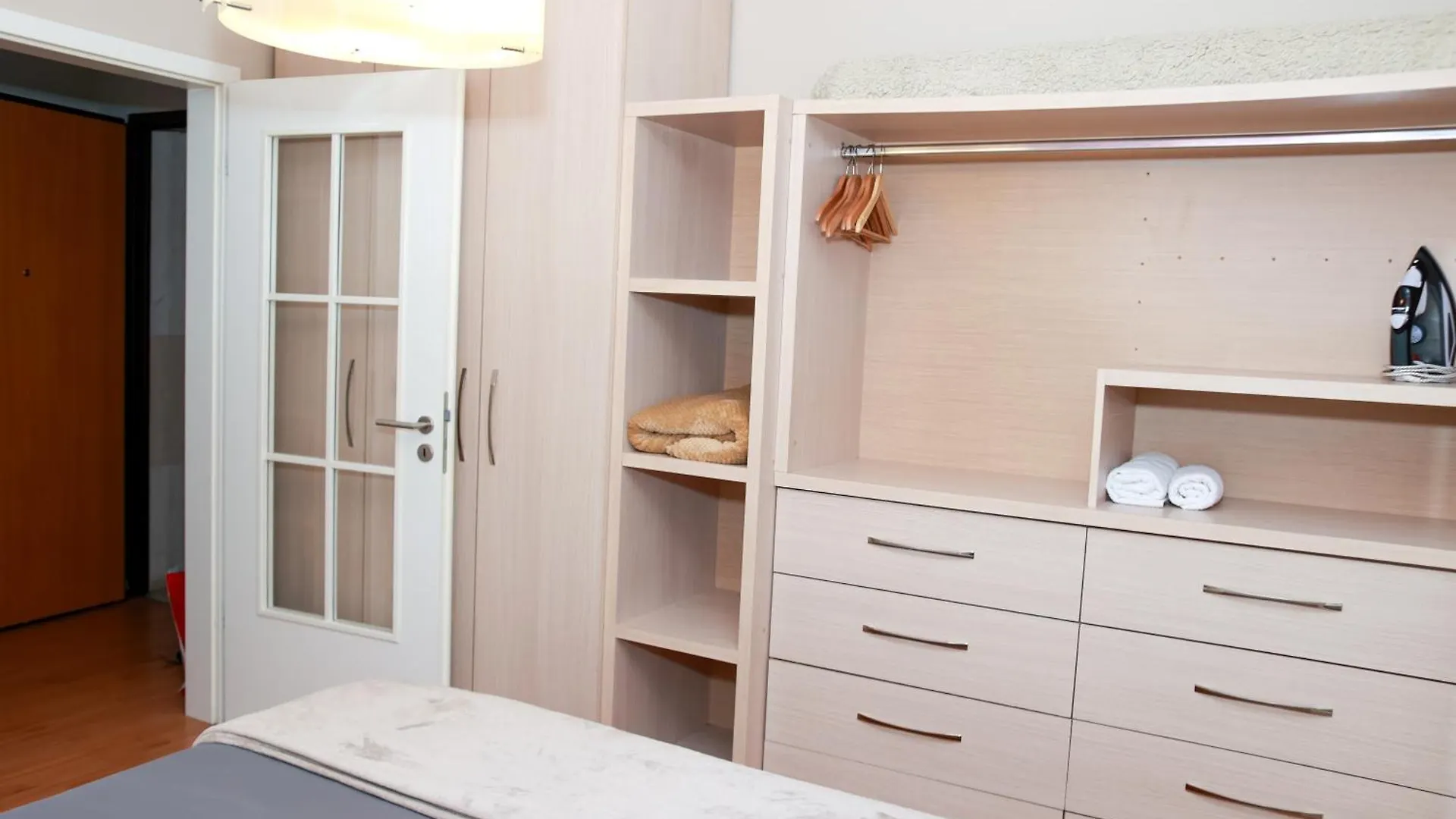 Cherry Apartment Tirana 0*,  Albania